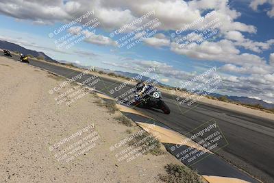 media/Nov-16-2025-Race Pace (Sun) [[8c5fa54630]]/Verified Riders/6-Turn 10 Inside (1145am)/